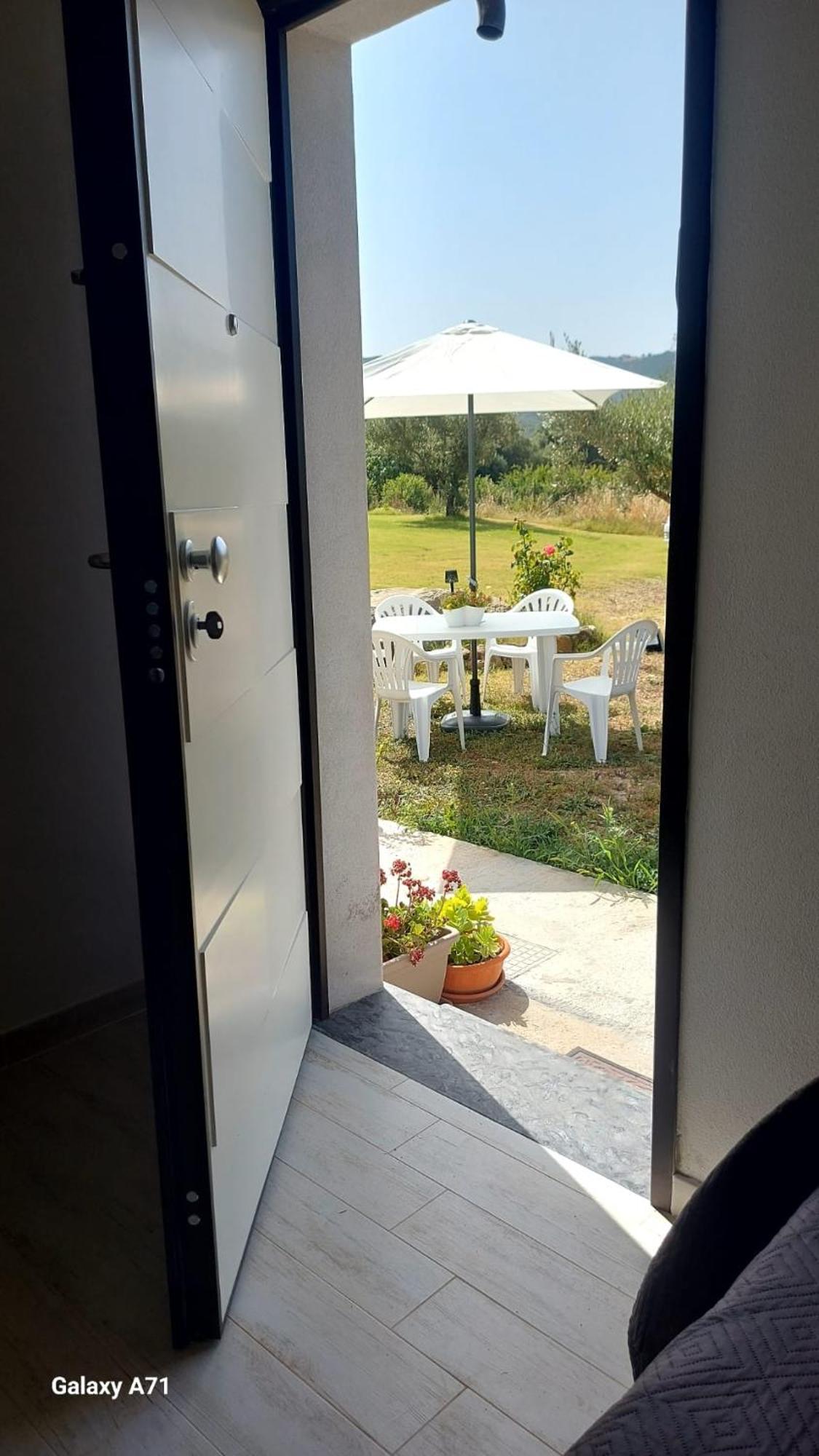 B&B Sensorial Experience Villamassargia Buitenkant foto