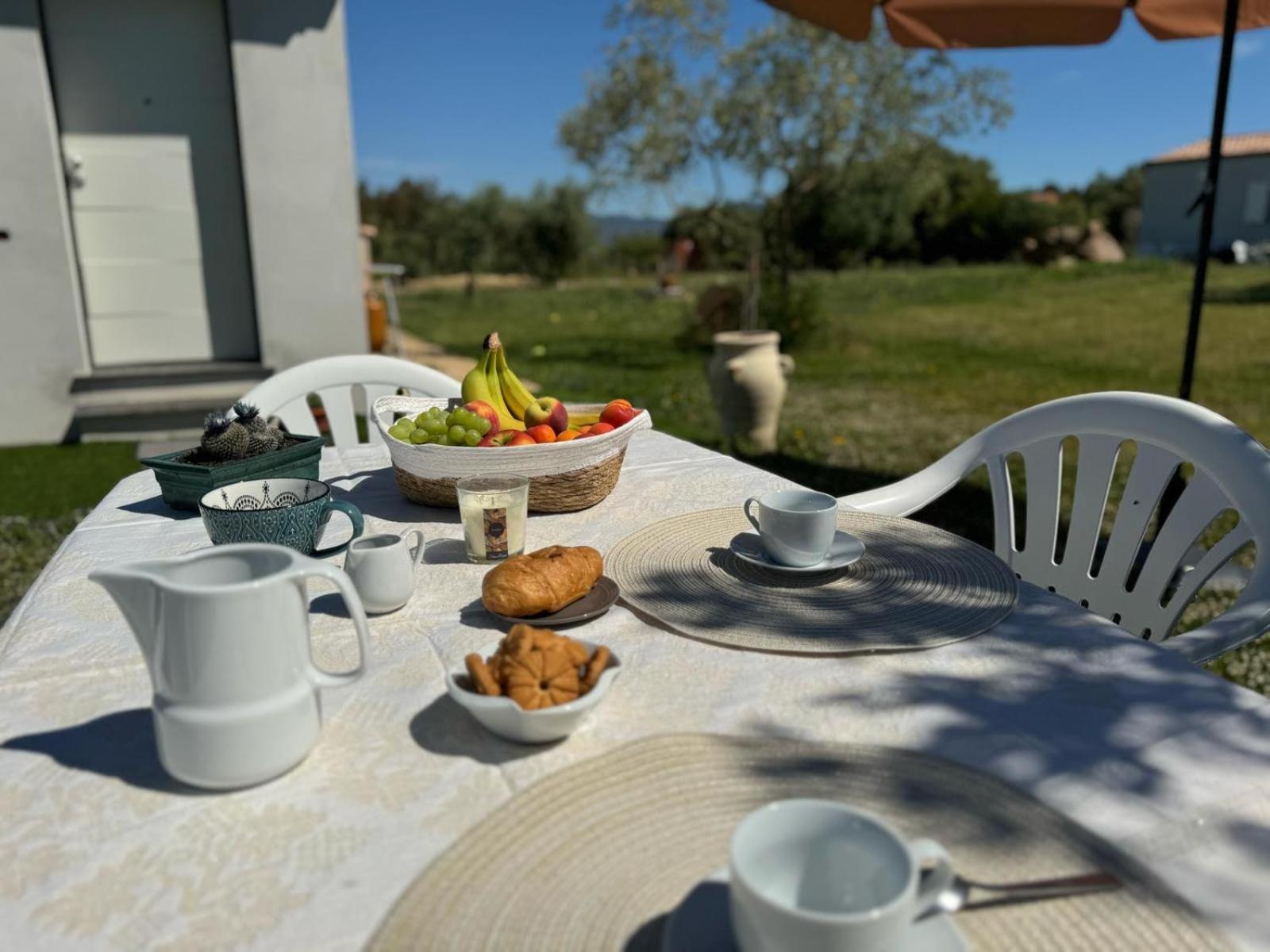 B&B Sensorial Experience Villamassargia Buitenkant foto